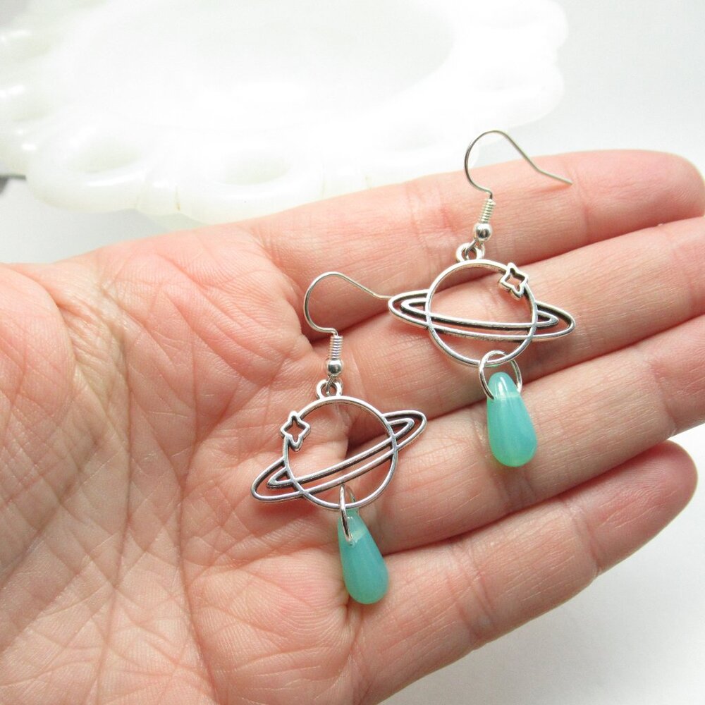 Planet earrings with UG dangles - Picture 3 of 5